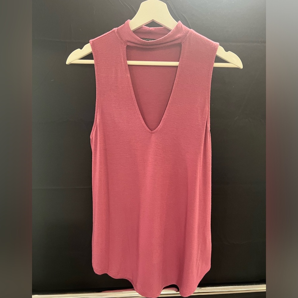 EXPRESS Keyhole Front Tank- Size Small